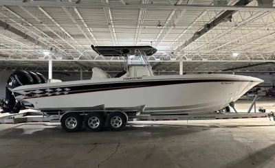 2005 Fountain 34 Center Console