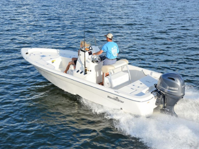2017 Nautic Star 2140 Sport