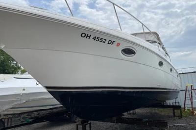 2002 Cruisers 3372 Express