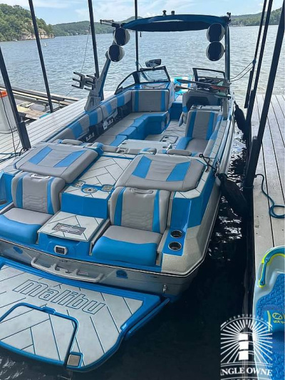 2022 Malibu 25 LSV