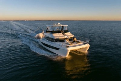 2026 Aquila 42 Yacht