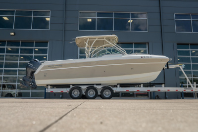 2016 World Cat Glacier Bay Edition 2740 Dual Console