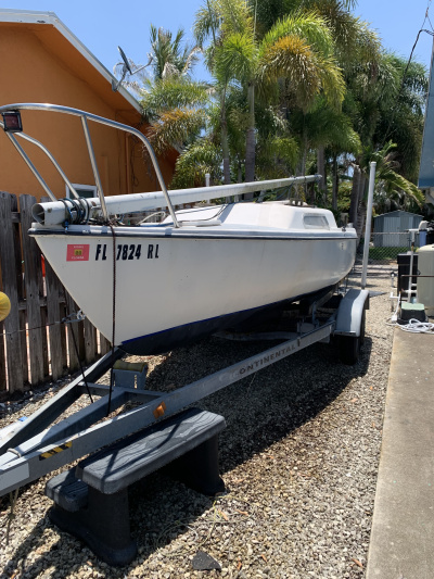 1973 Macgregor Venture 21