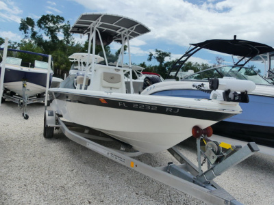 2017 Nautic Star 2140 Sport
