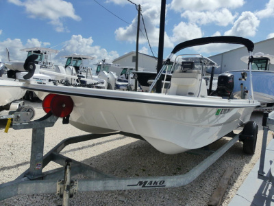2017 Mako Pro Skiff 19 CC