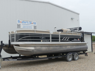 2020 Sun Tracker Party Barge® 22 DLX
