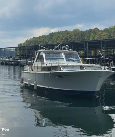 1967 Chris Craft 38 Commander