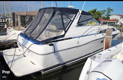 1999 Bayliner Avanti 3255 Express