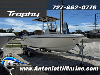 2026 Trophy T20CC Center Console