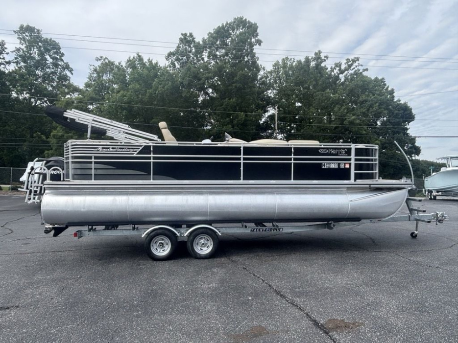 2011 Harris 230 Royal Heritage - For Sale at Morganton, NC 28680 - ID 631078