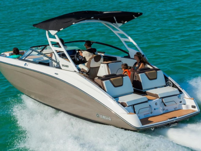 2023 Yamaha 252SE