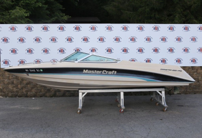 1996 Mastercraft Maristar 225 VRS