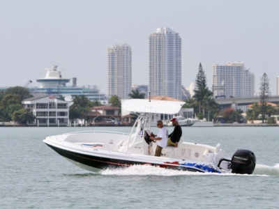 2020 Glasstream 221 CC