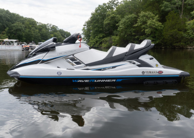 2018 Yamaha FX CRUISER HO-WHITE/BLACK