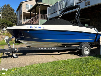 2022 Bayliner VR4