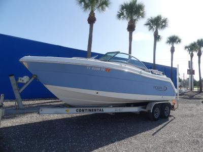 2018 Robalo R227