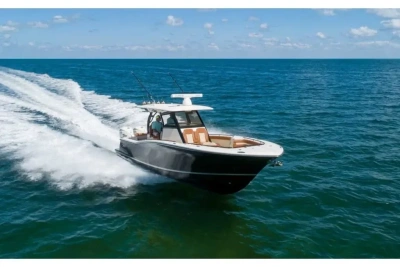 2027 Scout 330 LXF