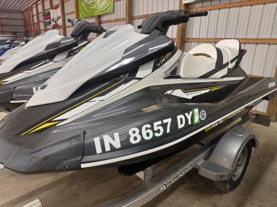2017 Yamaha VX CRUISE (CARBON/WHITE) | VX1050A-SA