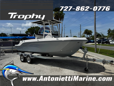 2026 Trophy T20CC Center Console