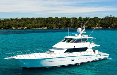 2002 Hatteras 86'