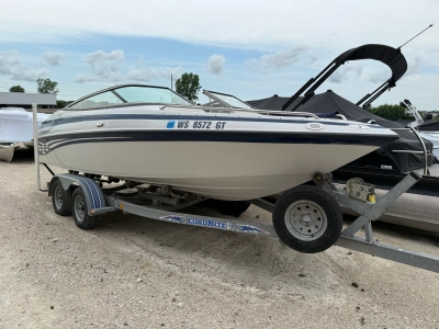 2002 Crownline 202BR