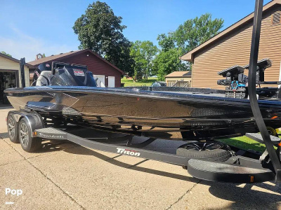 2023 Triton 21 xrt