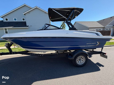 2022 Bayliner VR4