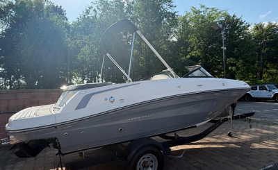 2018 Bayliner VR5 Bowrider I/O