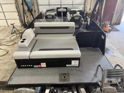 2026 Princecraft Vectra 21 RL Swingback SS Pontoon & Mercury 4-Stroke EFI
