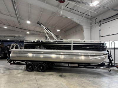 2026 Sun Tracker Fishin' Barge® 22 XP3