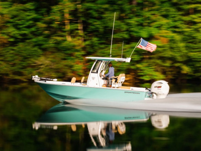 2027 Sportsman Masters 227 Bay Boat