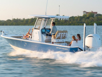 2027 Sportsman Masters 247OE Bay Boat