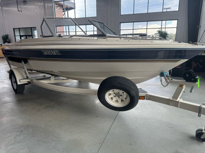 1996 Bayliner 1954