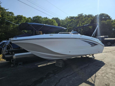2025 Hurricane SunDeck Sport OB SS 218 OB