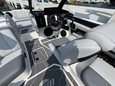 2026 Malibu 21LX