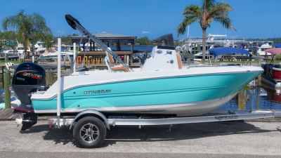 2027 Stingray 17 CC