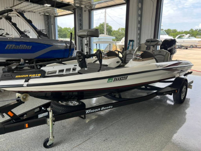 2008 Triton TR-186