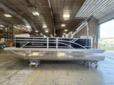 2027 Bennington 20 S1 STERN RADIUS