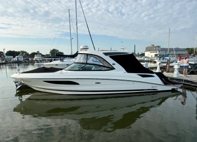 2015 Sea Ray 350 SLX