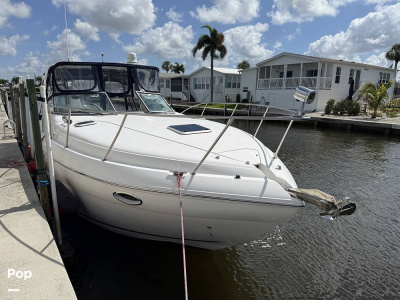 2006 Rinker 320 Express Cruiser
