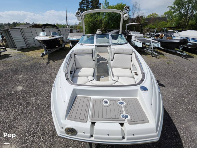 2022 Crownline E255 XS
