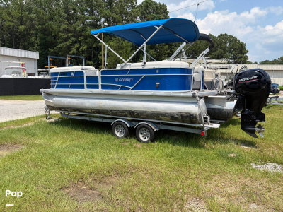 2022 Godfrey 2286 SB