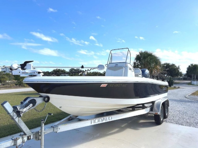 2014 Robalo 206 Cayman