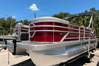 2024 Bennington SV 20