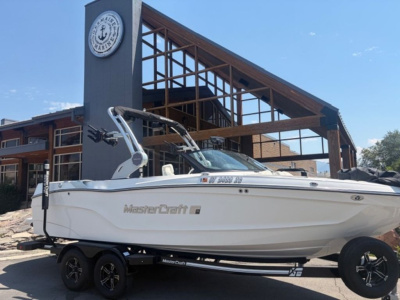 2023 Mastercraft XT Series