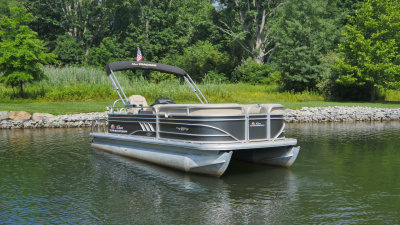 2023 Sun Tracker Party Barge 20 DLX