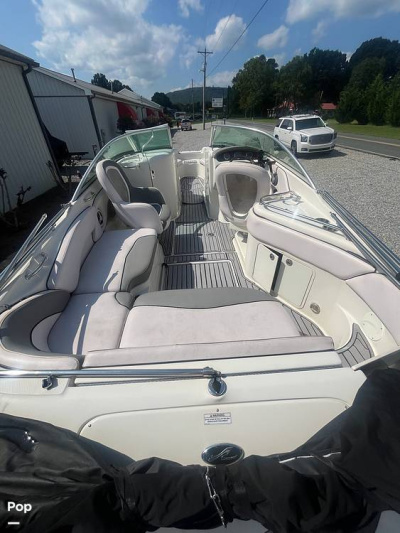 2008 Sea Ray SunDeck 240