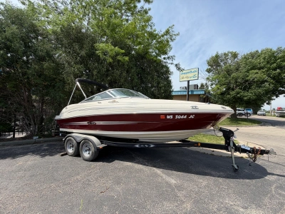 2007 Sea Ray SUNDECK 200 SD