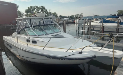 2000 Boston Whaler 28 Conquest