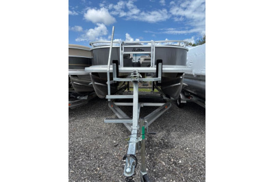 2026 Sun Tracker Bass Buggy